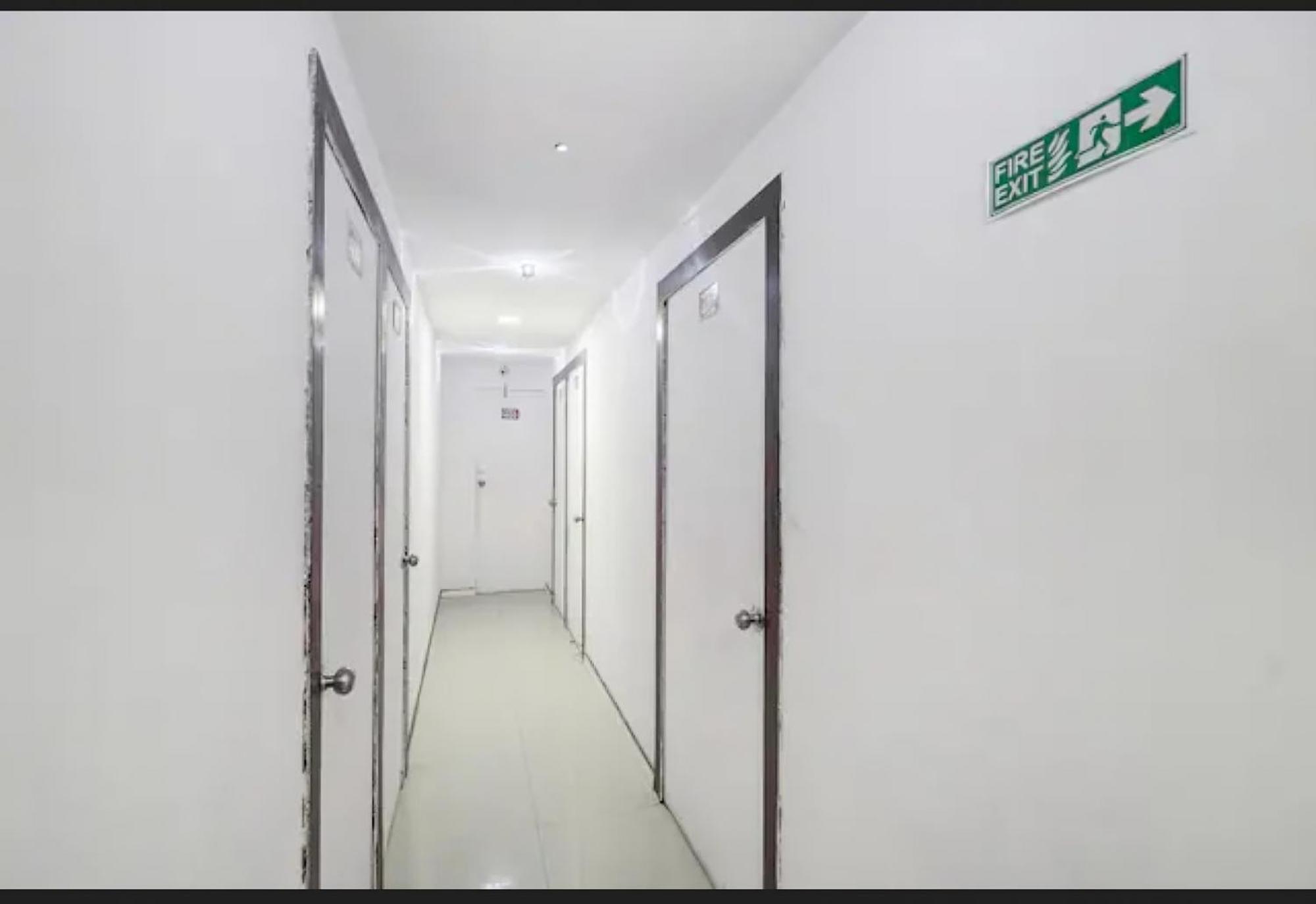 סוראט Selfie Rooms מראה חיצוני תמונה